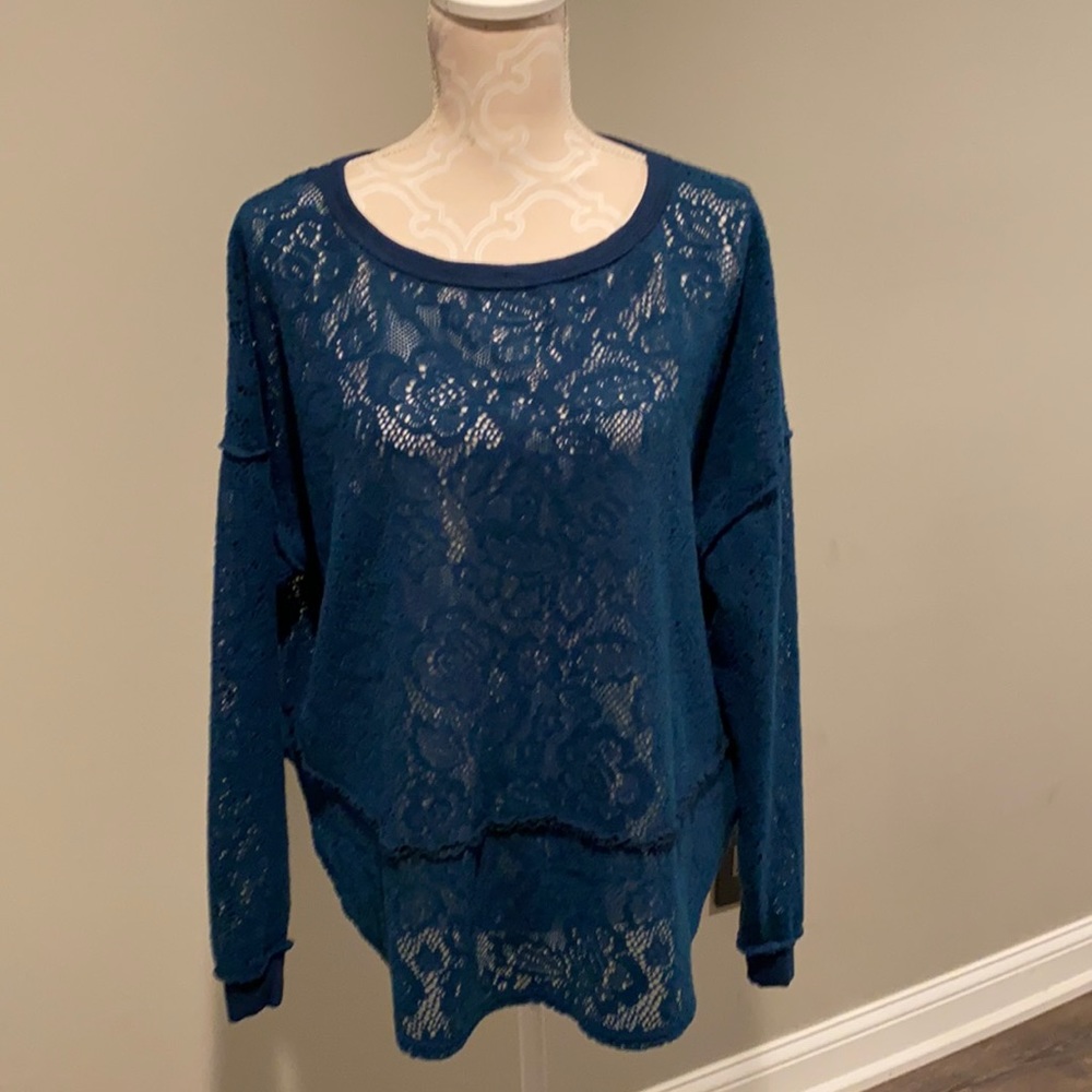 Teal/Blue Free People lightweight Sweater with waste detail.